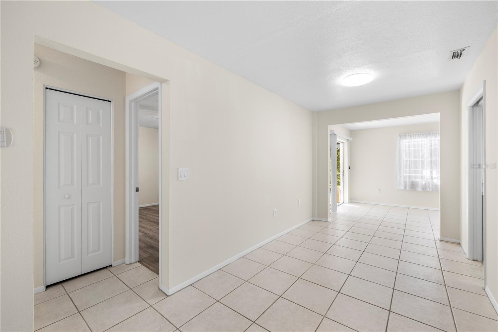 6432 MEADOWBROOK LN — photo 10