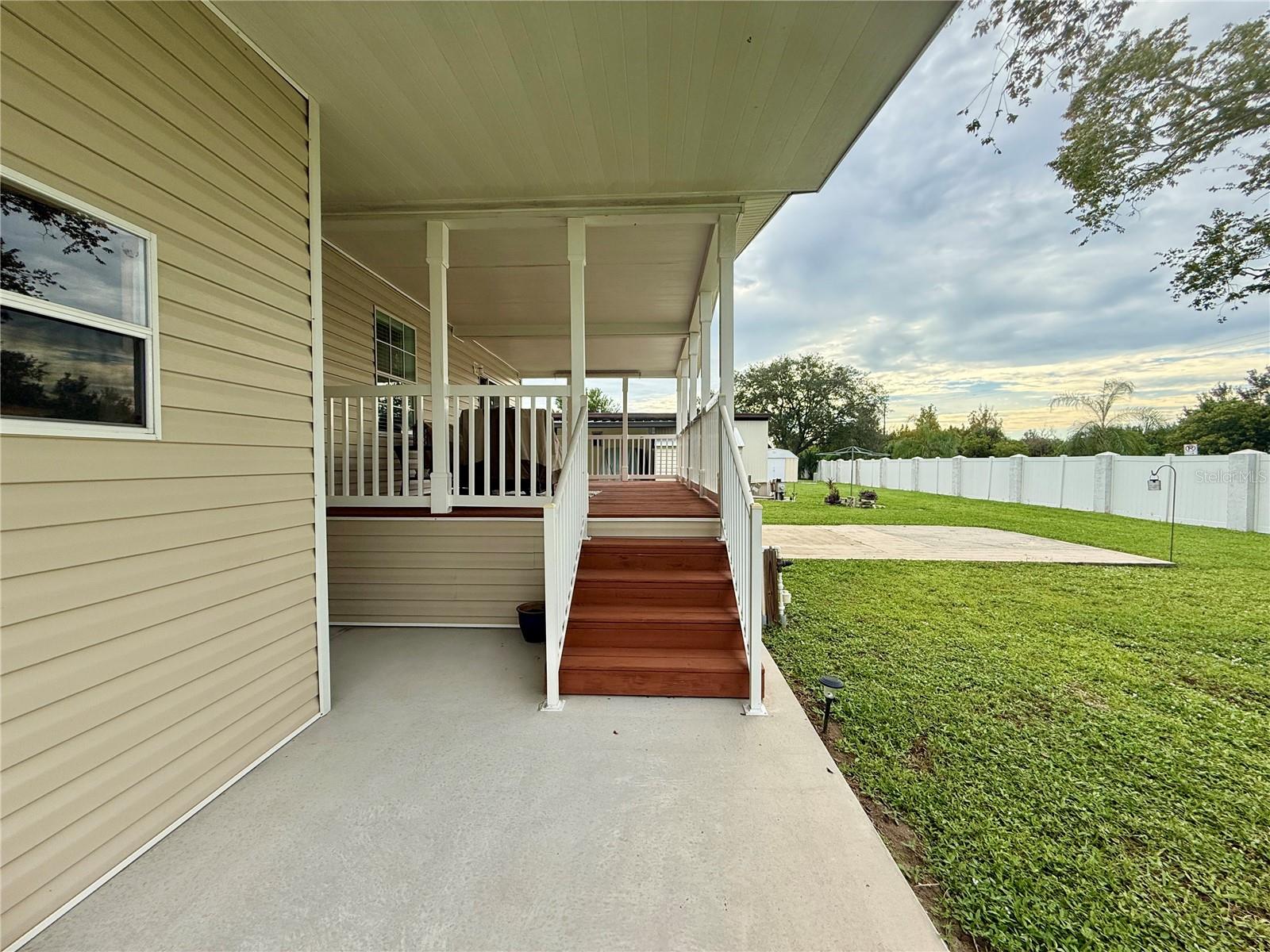 260 S PORT ROYAL LN — photo 17