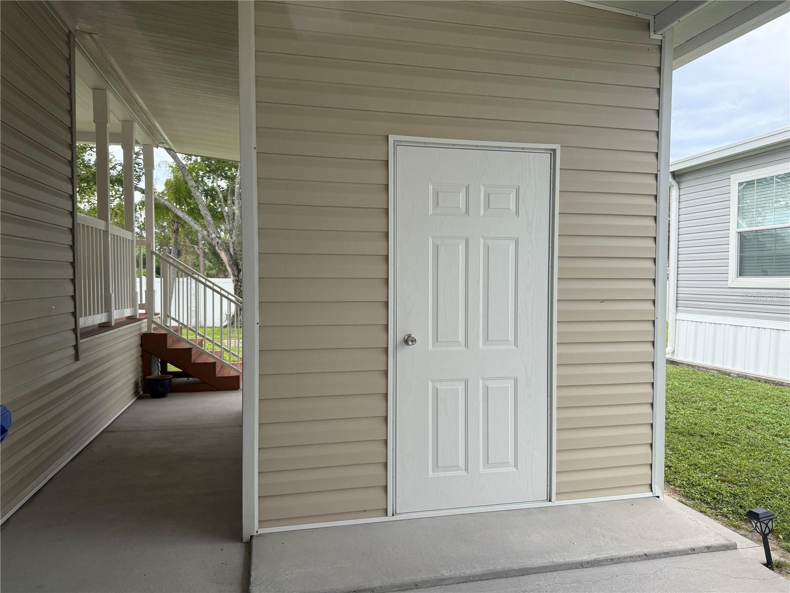 260 S PORT ROYAL LN — photo 19