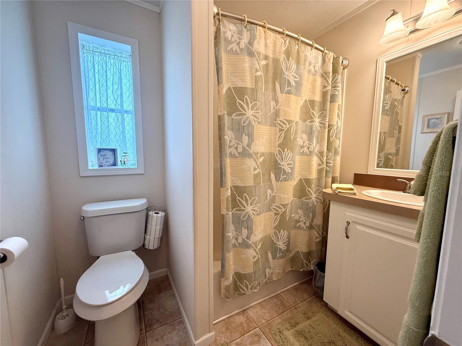 260 S PORT ROYAL LN — photo 15