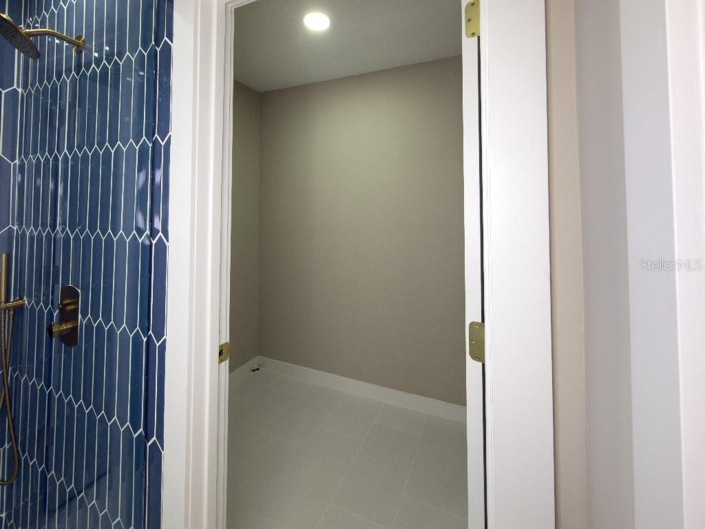 10927 72ND AVE — photo 35