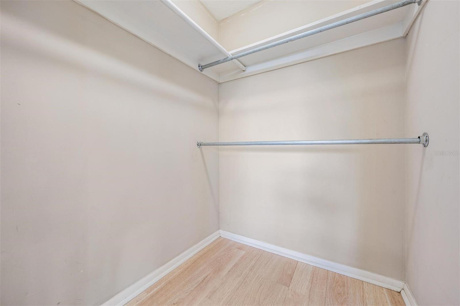 7700 BIRCHWOOD DR — photo 22