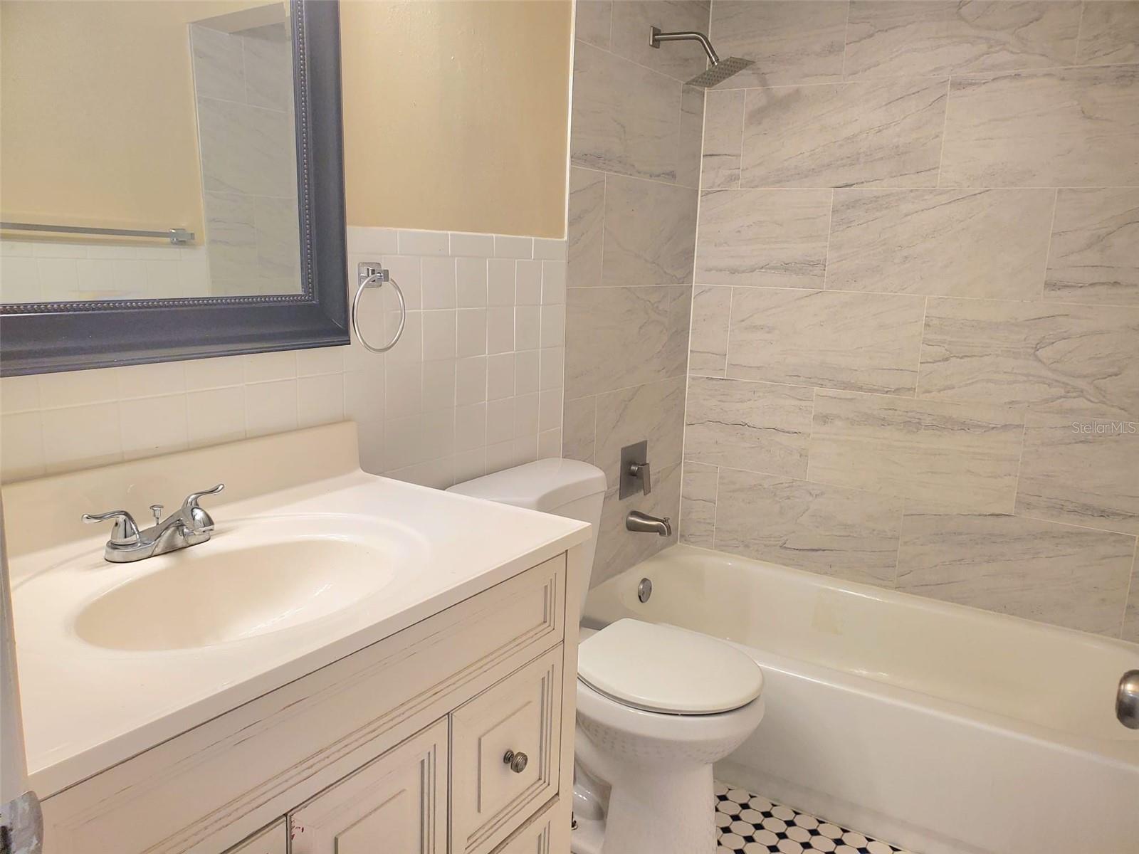 7700 BIRCHWOOD DR — photo 25