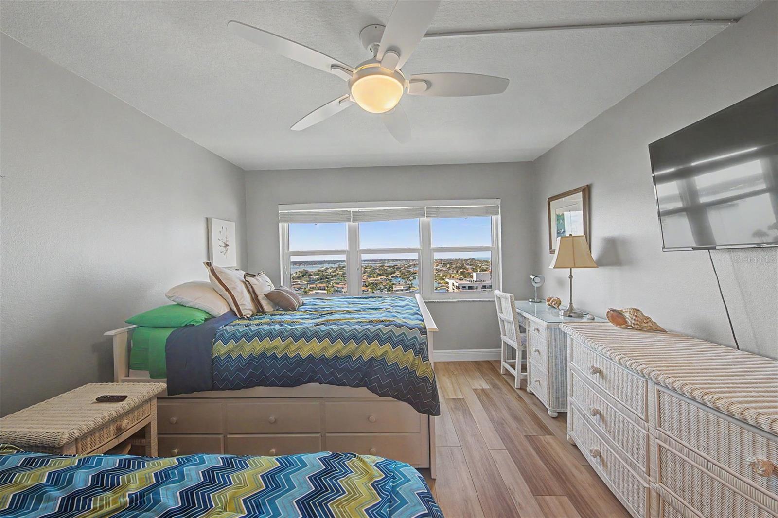 1621 GULF BLVD #1601 — photo 33