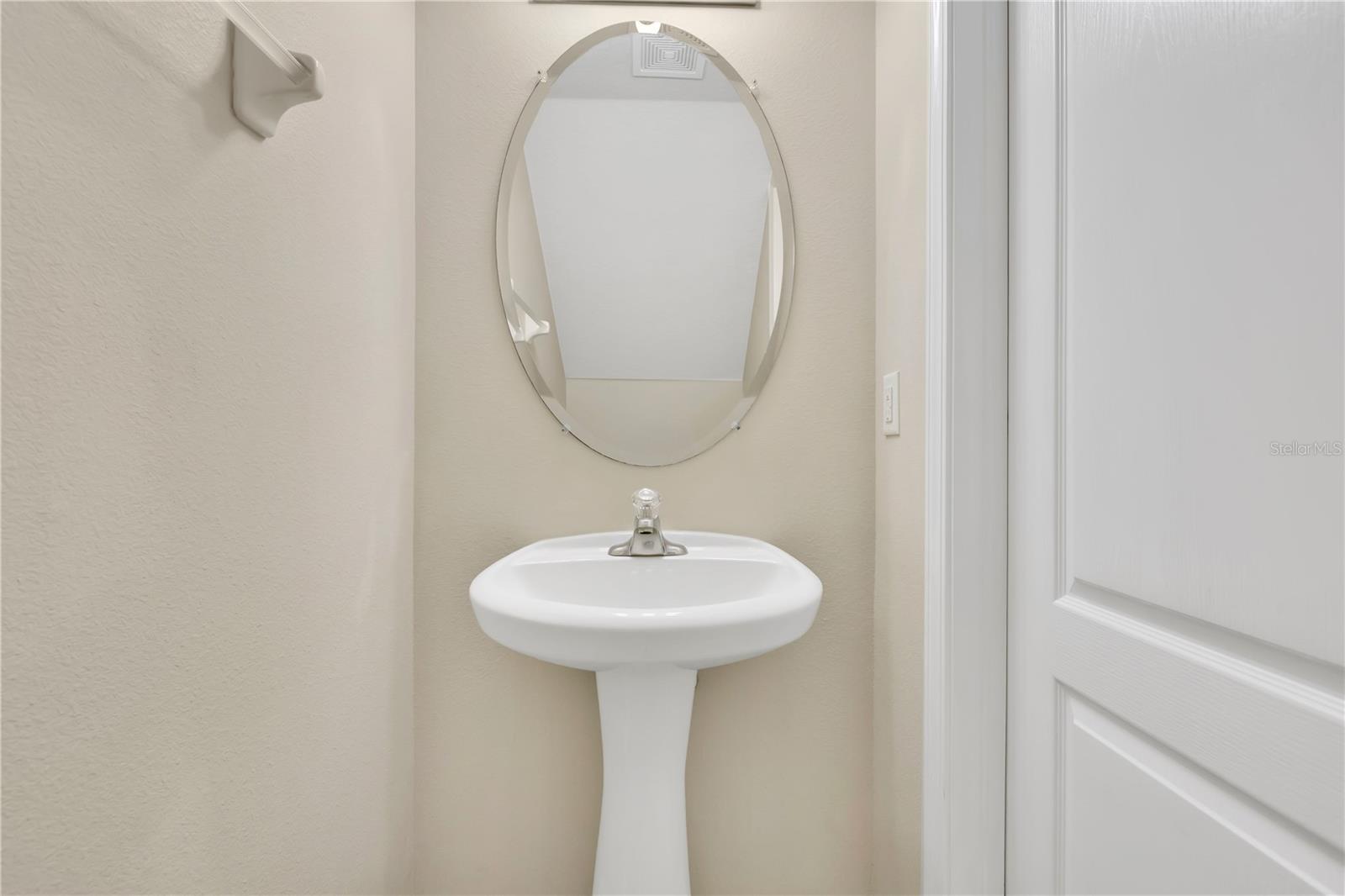 10173 BESSEMER POND CT — photo 7