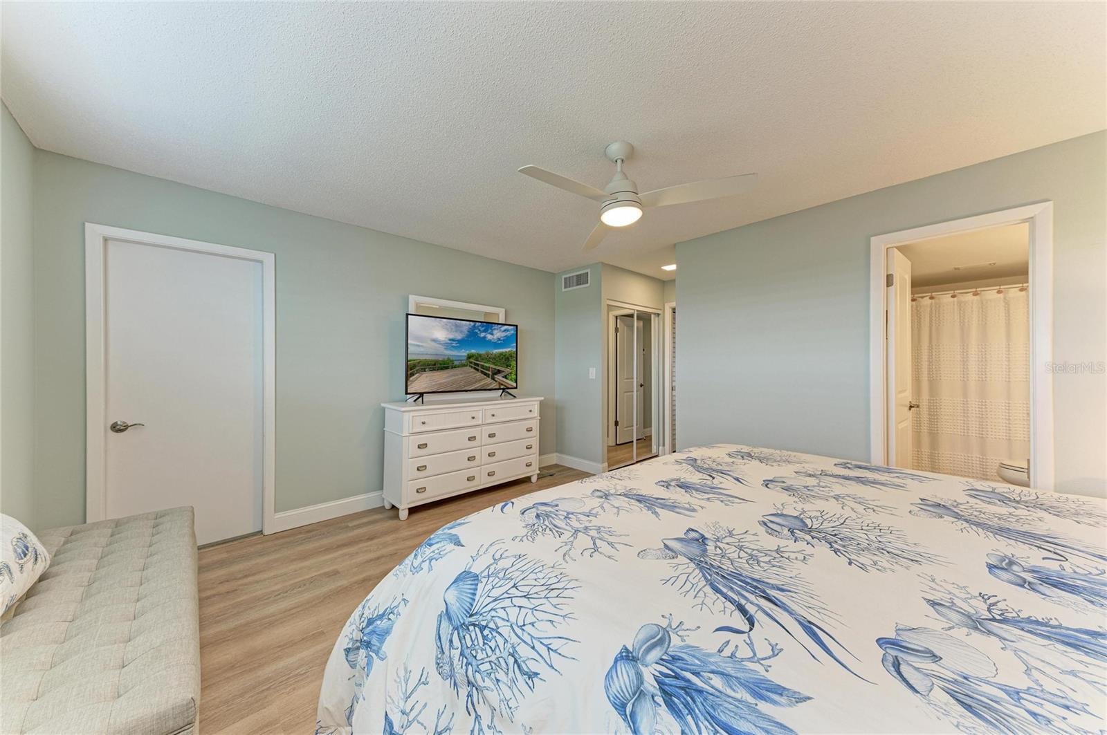 4040 IRONWOOD CIR #702F — photo 19