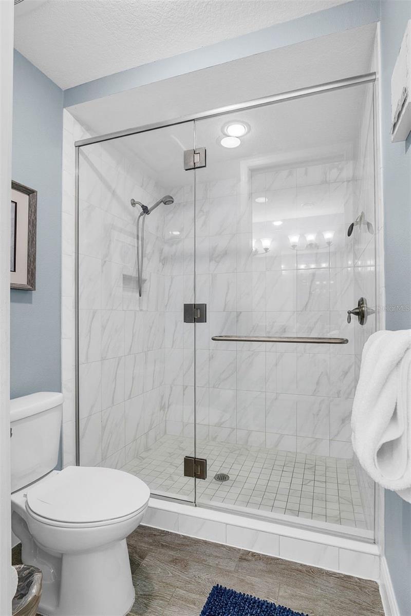 391 ARUBA CIR #203 — photo 27