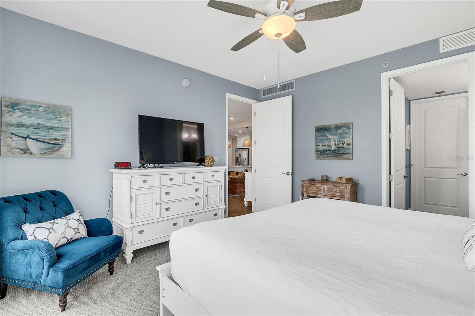 391 ARUBA CIR #203 — photo 22