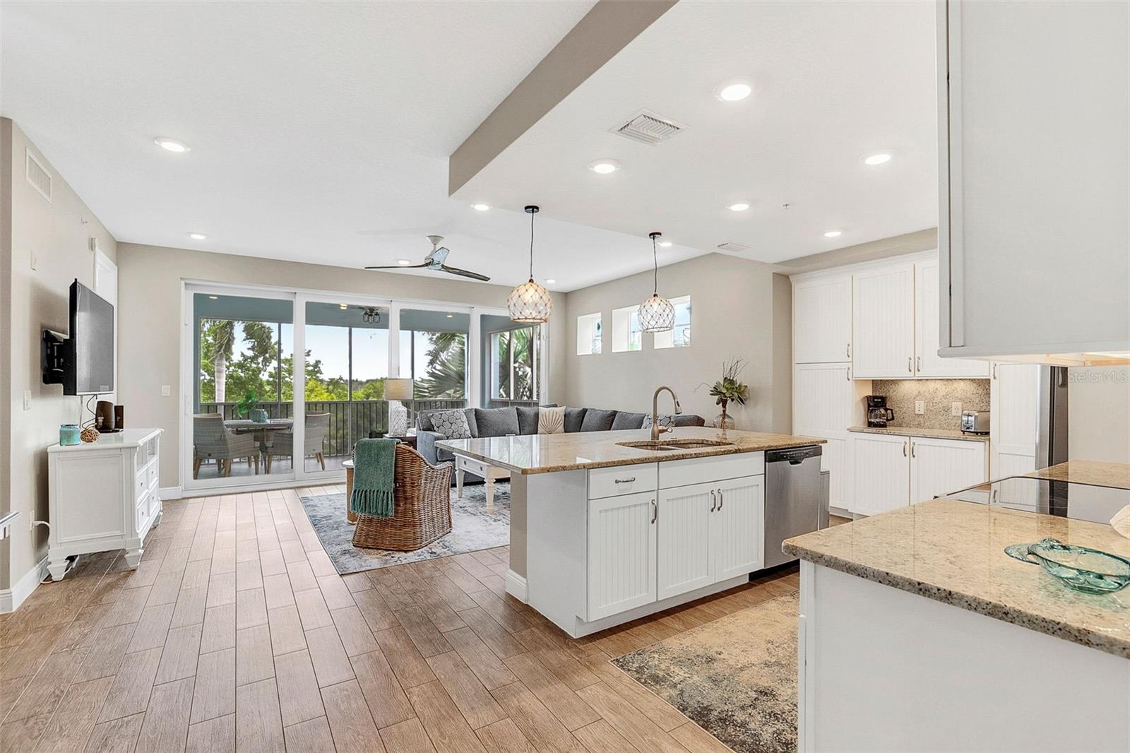 391 ARUBA CIR #203 — photo 12