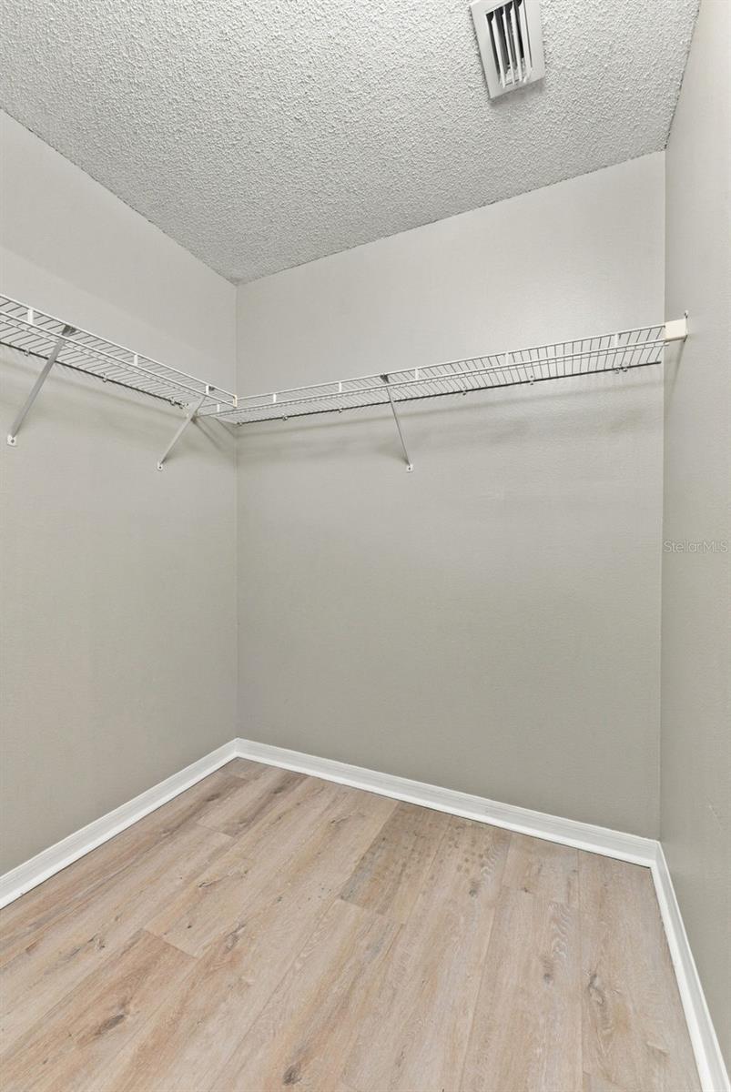 609 CAPE COD CIR — photo 21