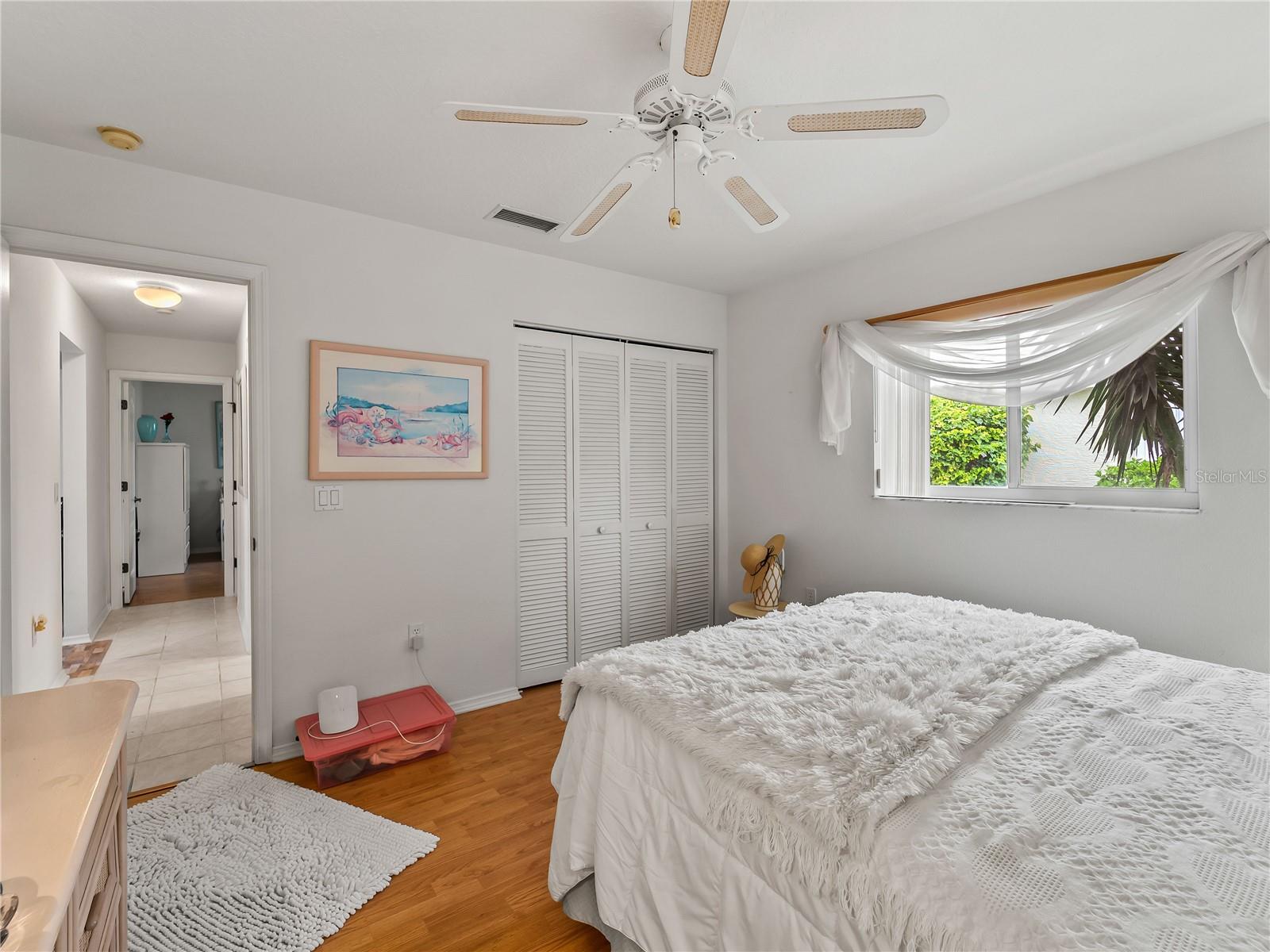546 LAUREL CHERRY LN — photo 35