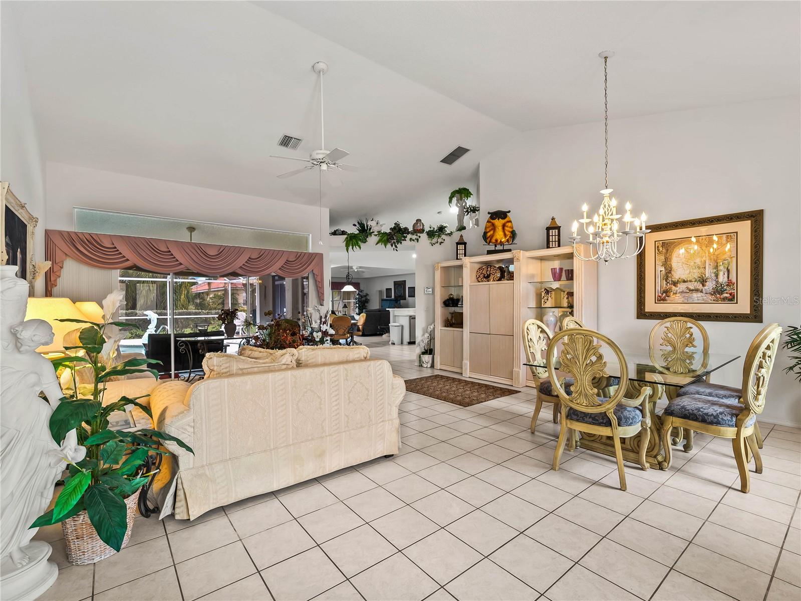 546 LAUREL CHERRY LN — photo 42