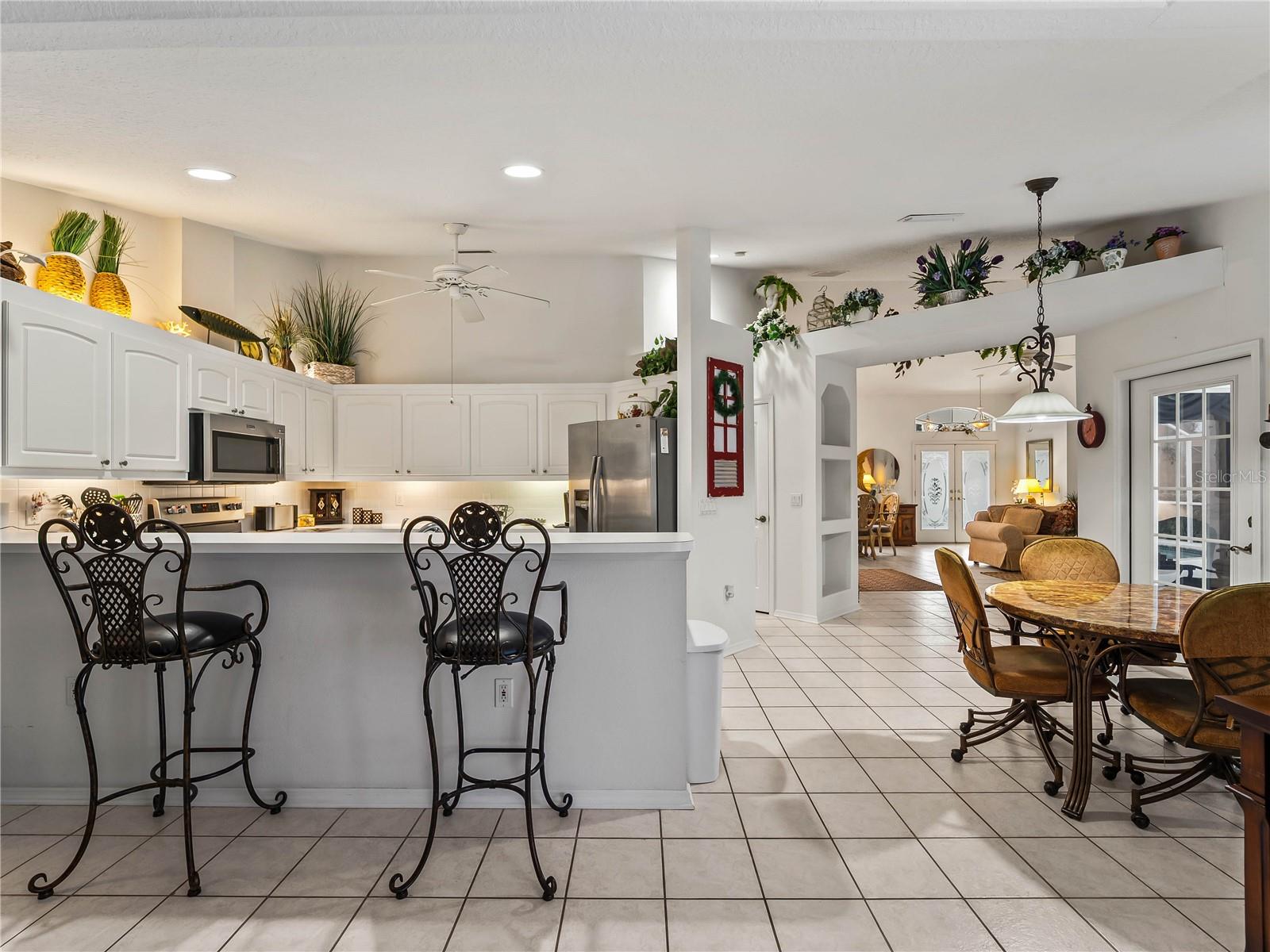 546 LAUREL CHERRY LN — photo 60