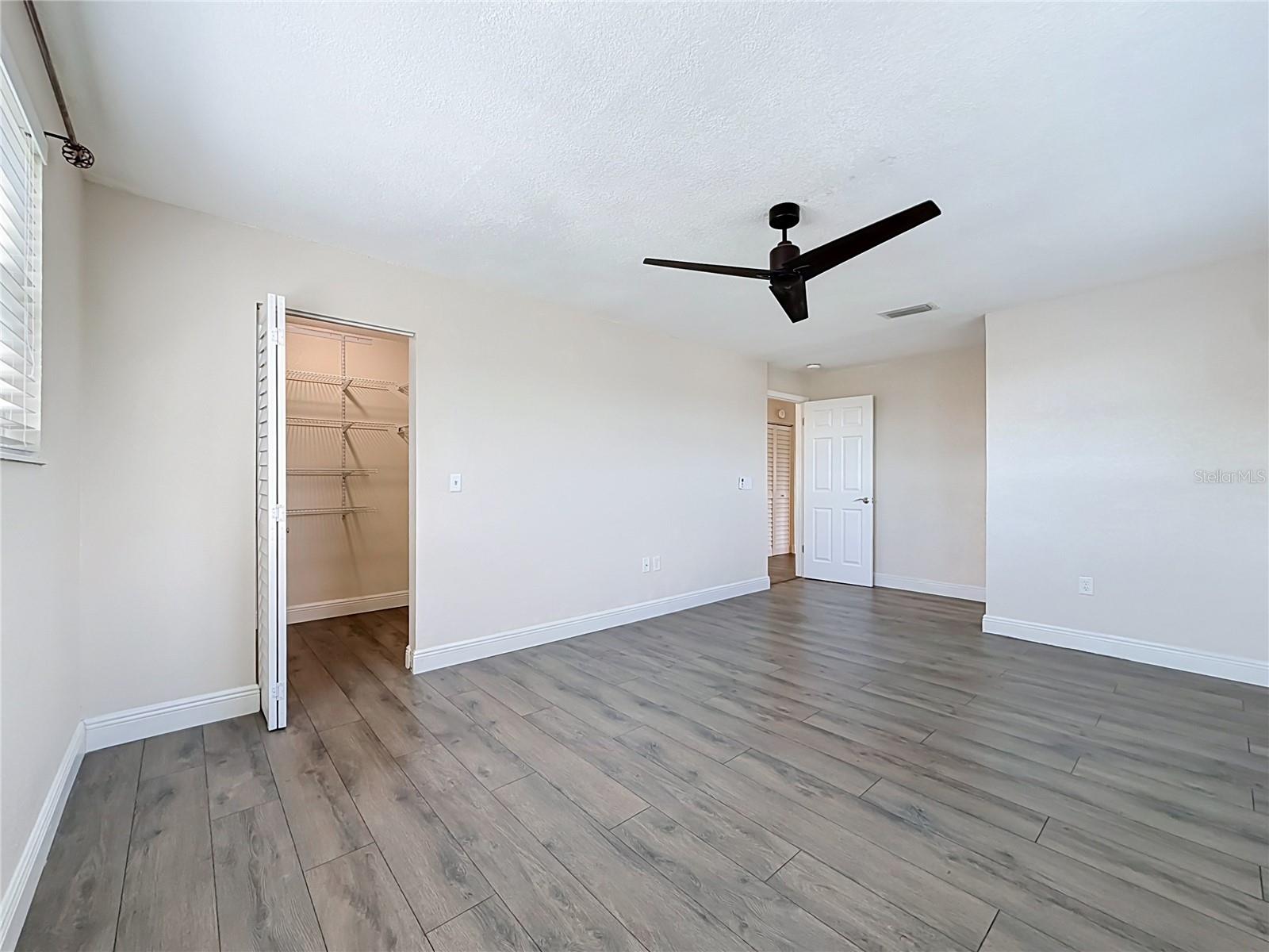 5603 80TH ST N #416 — photo 35