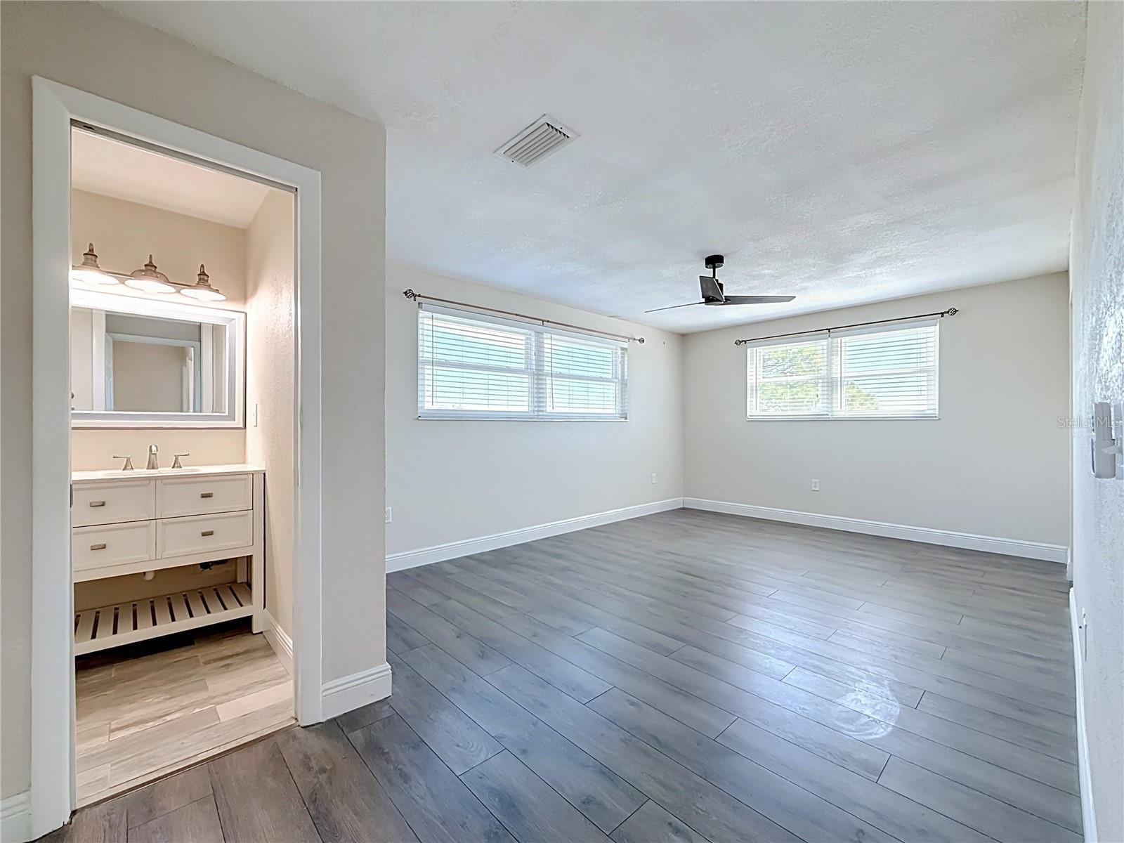 5603 80TH ST N #416 — photo 32