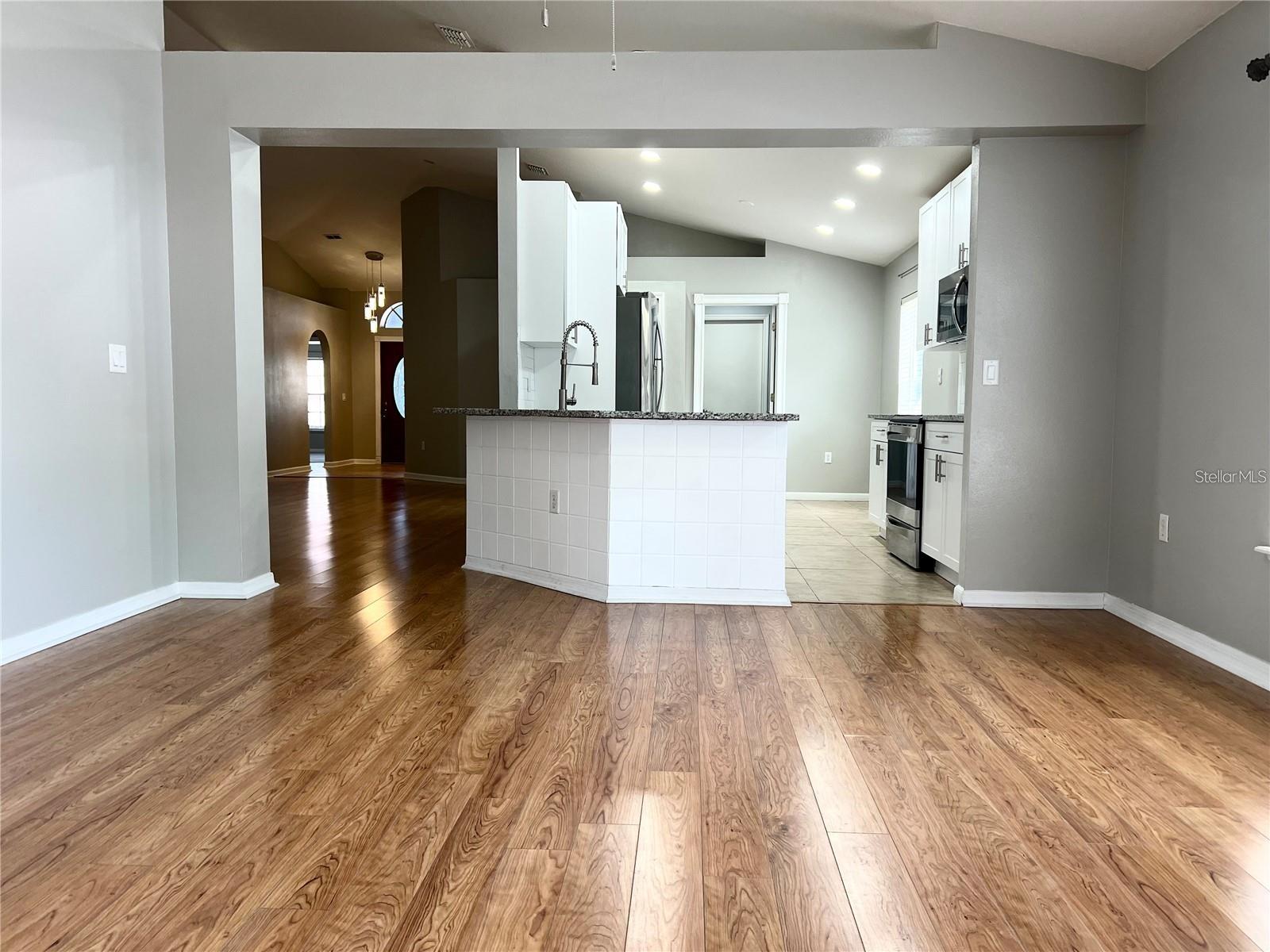 17010 TORVEST CT — photo 8