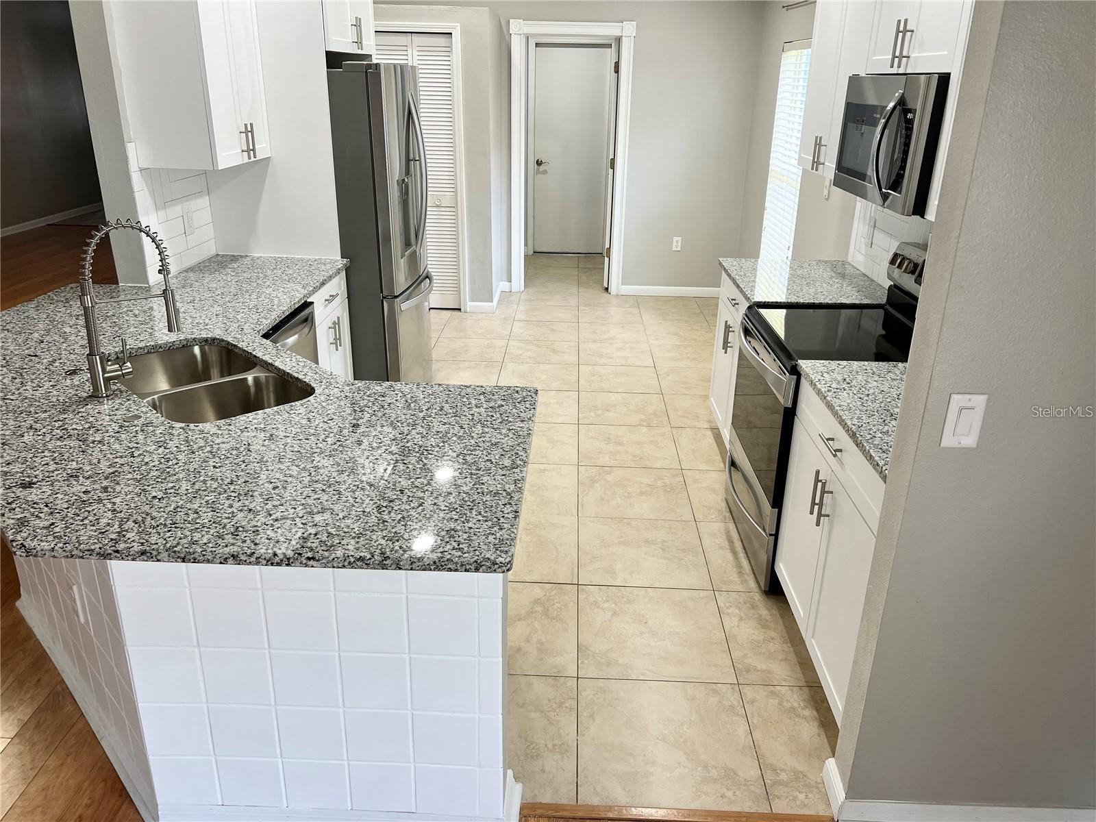 17010 TORVEST CT — photo 12
