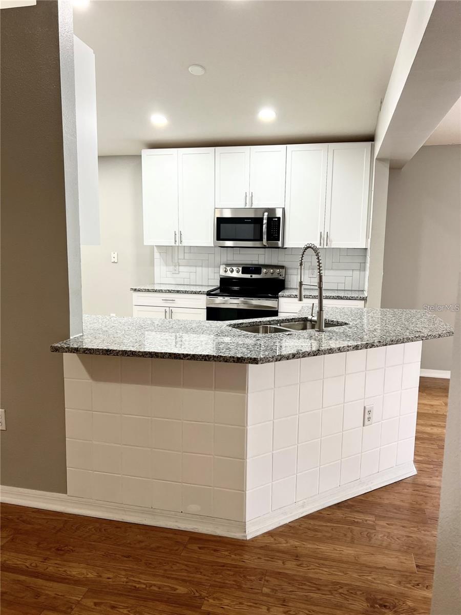 17010 TORVEST CT — photo 13