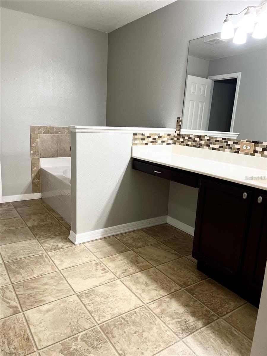 17010 TORVEST CT — photo 18