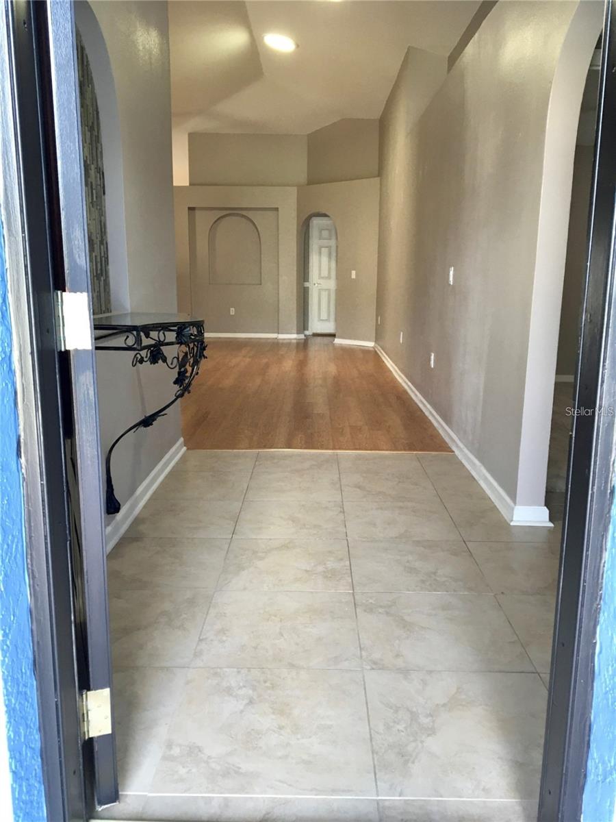 17010 TORVEST CT — photo 3