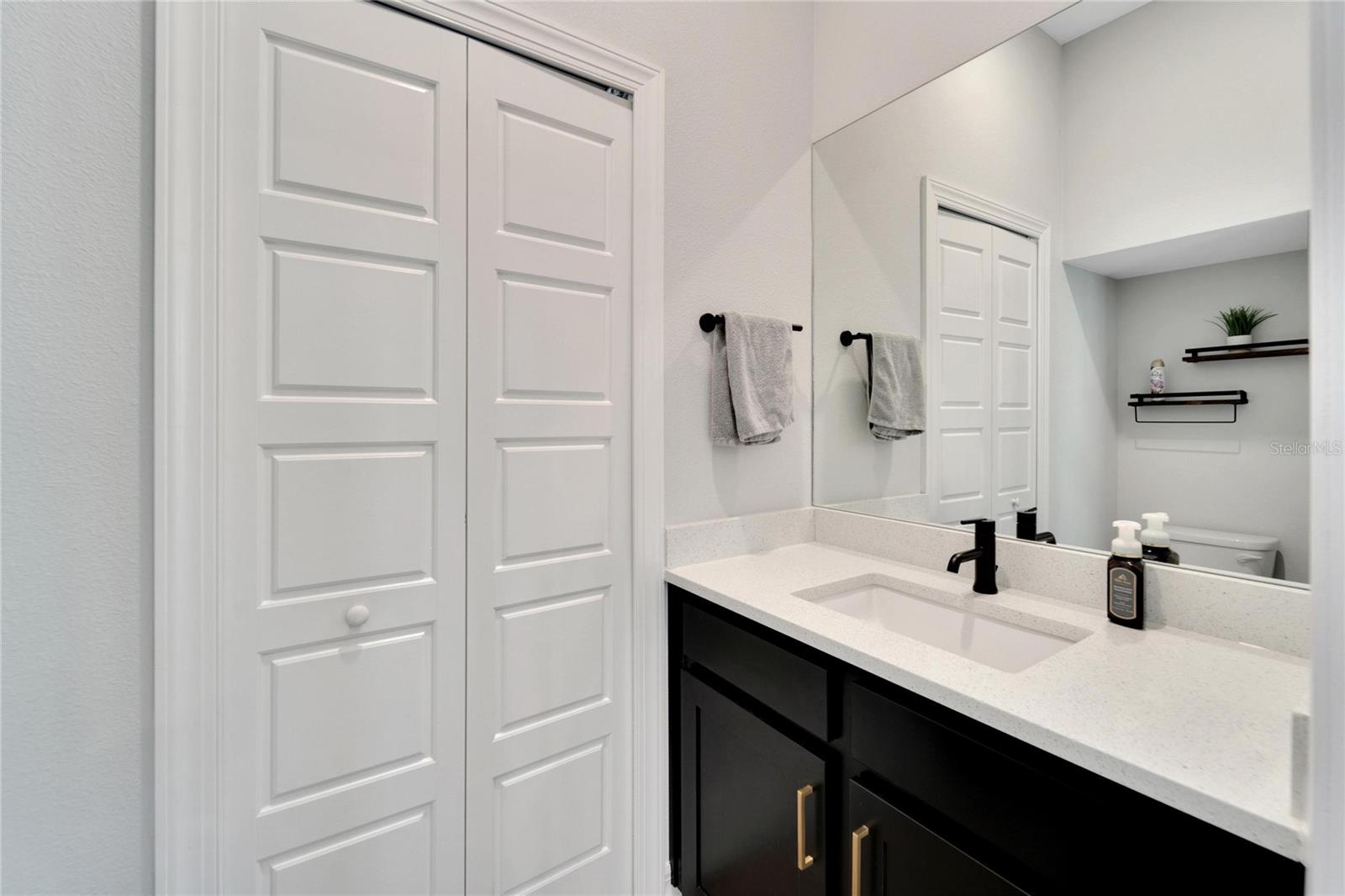 3421 W HORATIO ST #108 — photo 25