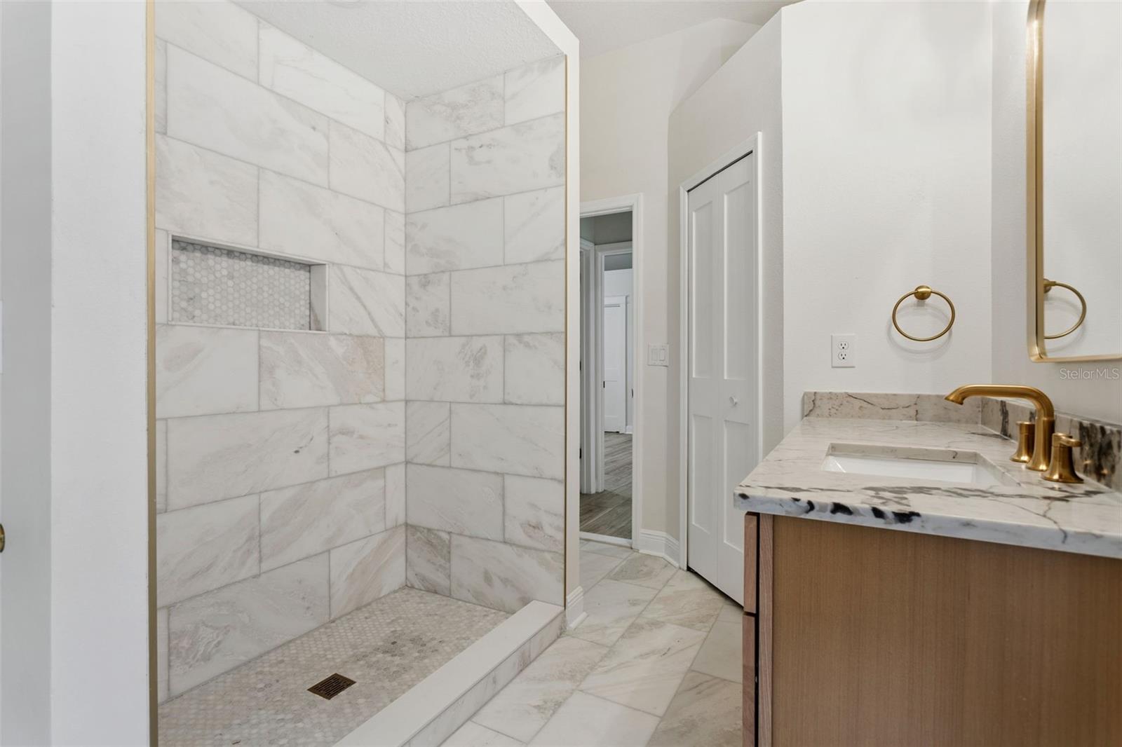 1707 LA FOREST AVE — photo 14