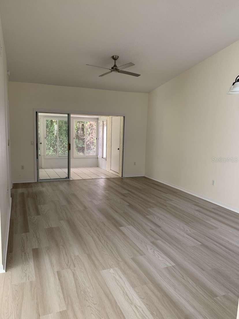 13136 CYPRESS HILL DR #125A — photo 8