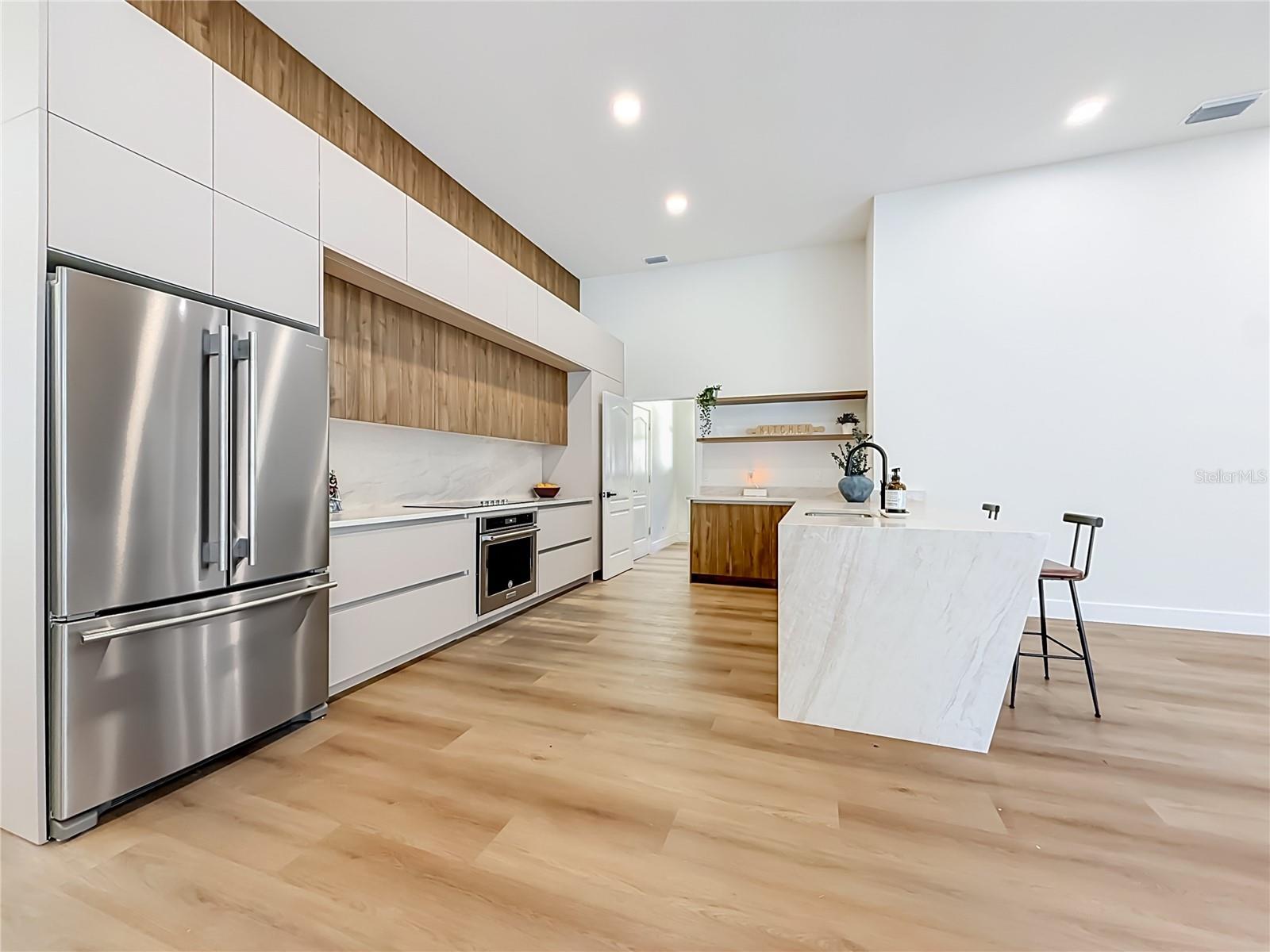 7210 WAREHAM DR — photo 20
