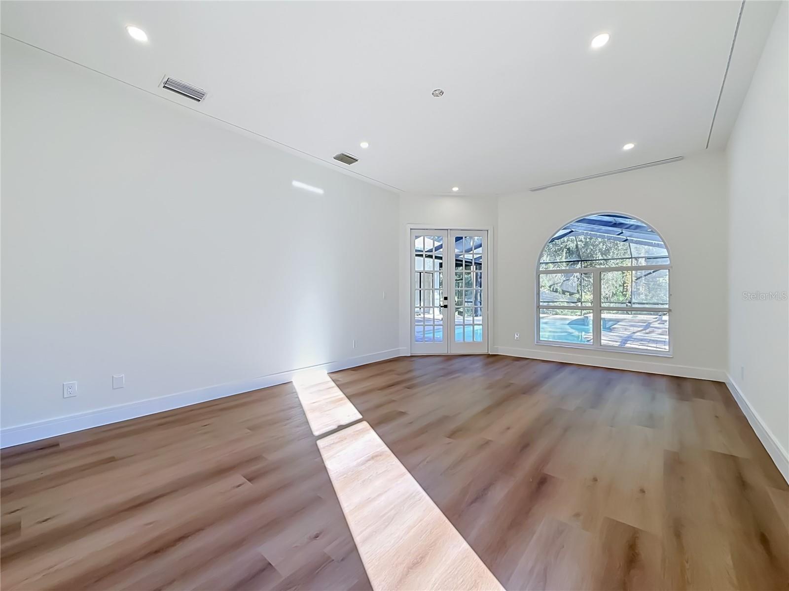 7210 WAREHAM DR — photo 42
