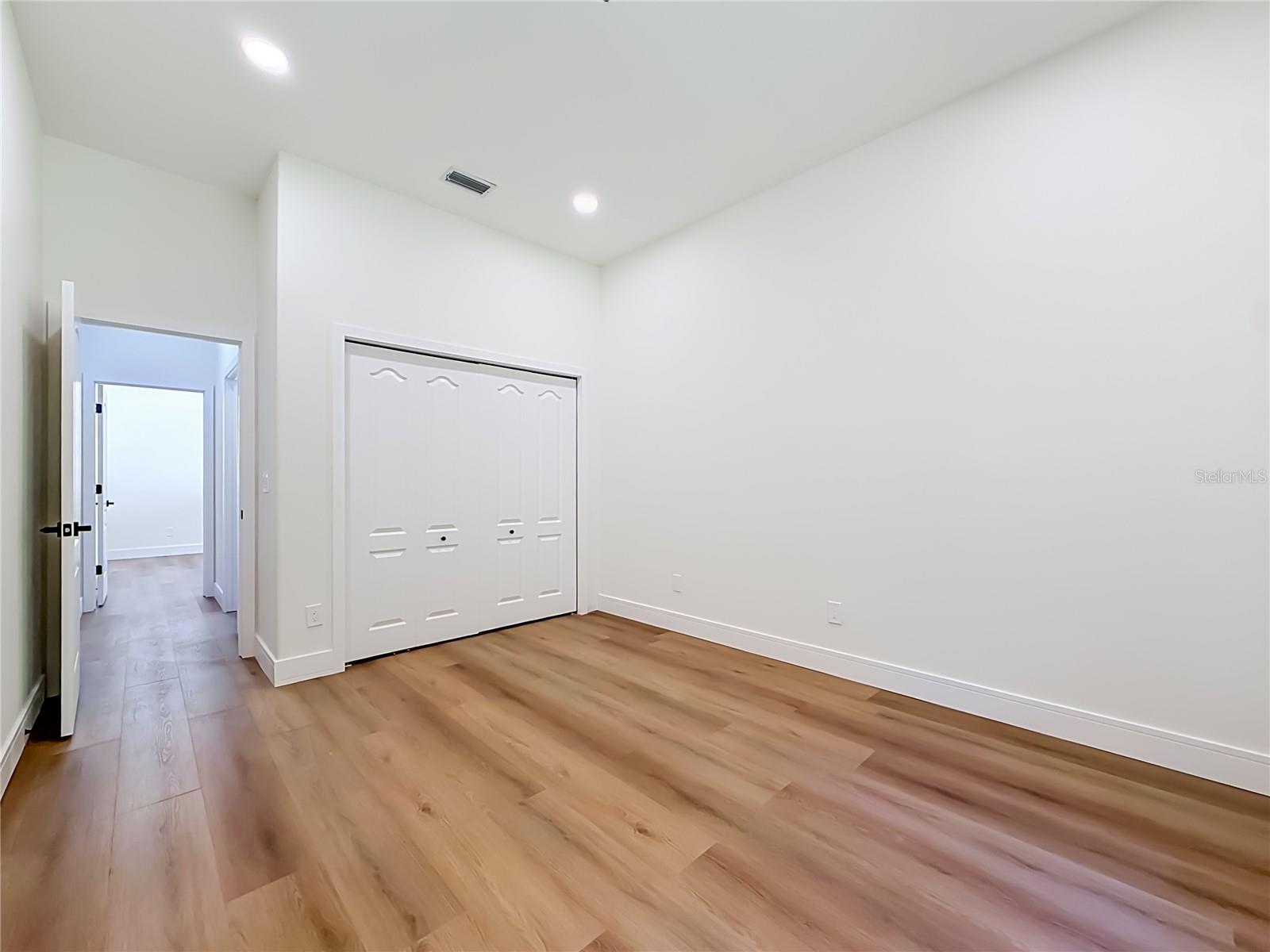 7210 WAREHAM DR — photo 51