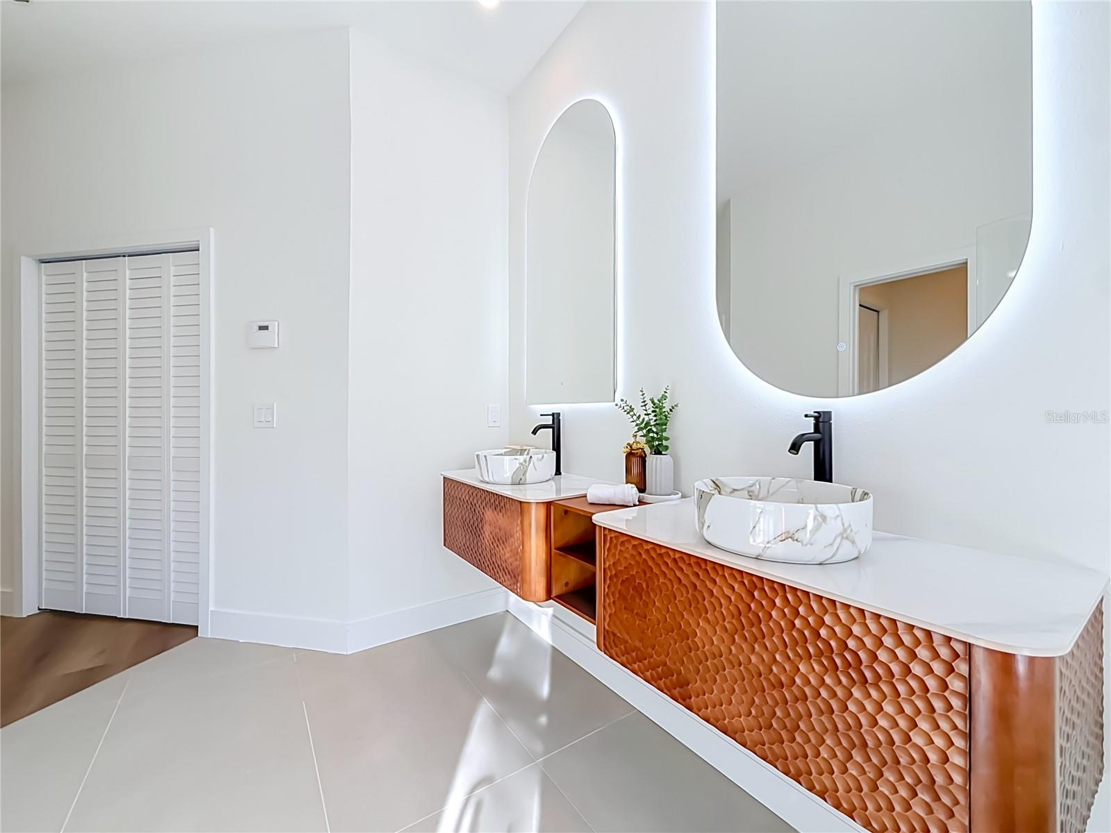 7210 WAREHAM DR — photo 34