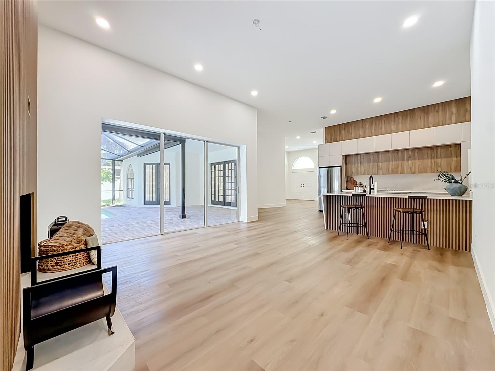 7210 WAREHAM DR — photo 29
