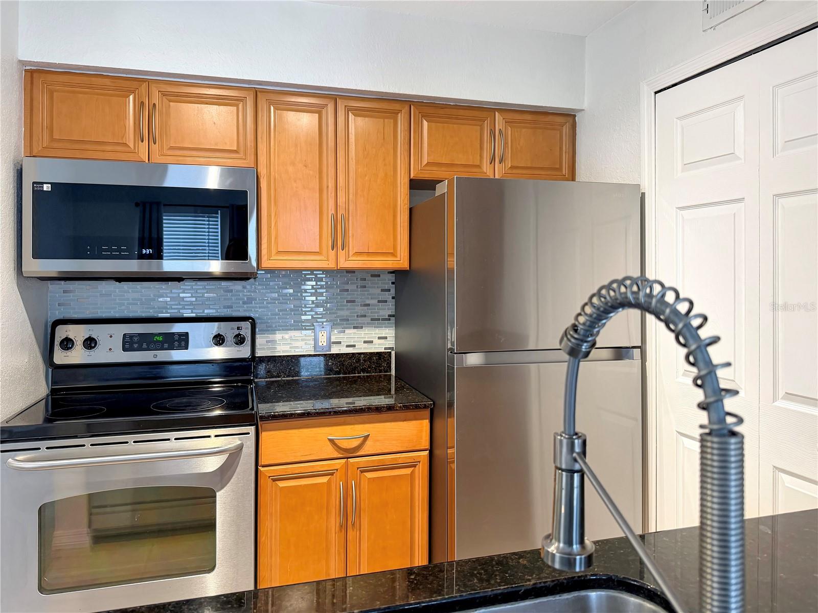 3305 HAVILAND CT #101 — photo 8