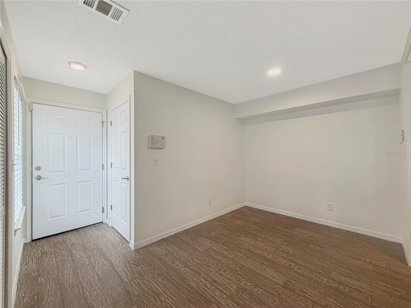 3305 HAVILAND CT #101 — photo 4