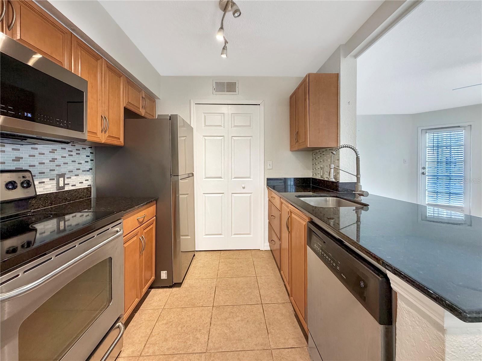 3305 HAVILAND CT #101 — photo 9