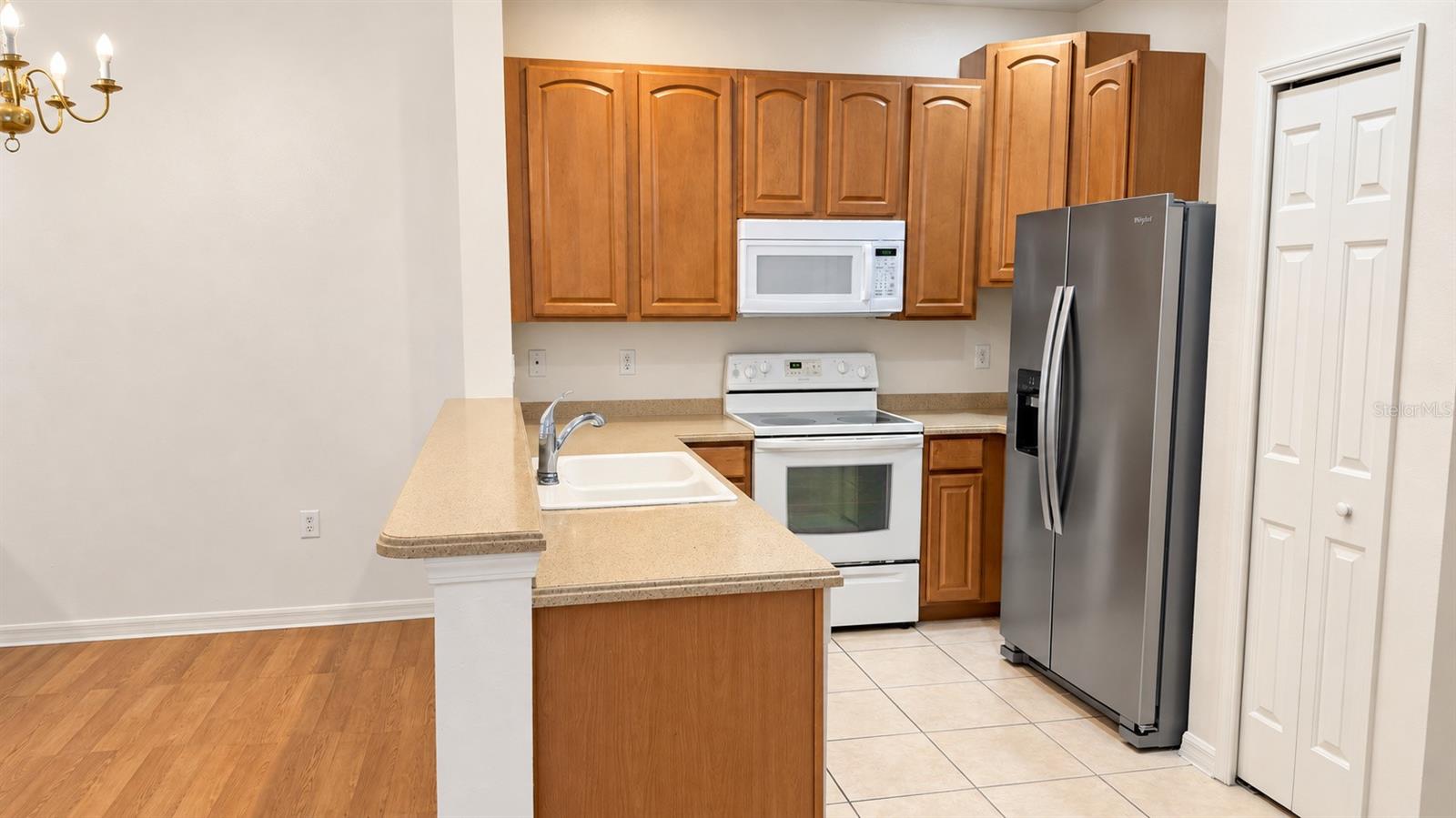3554 PARKRIDGE CIR #31-202 — photo 6