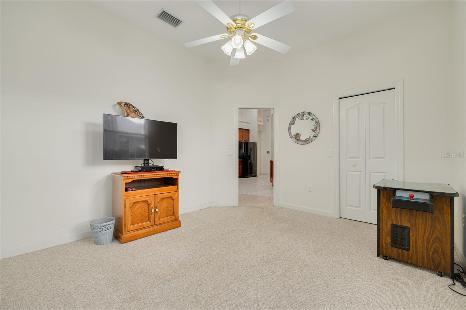 1555 SUNRAY DR — photo 38