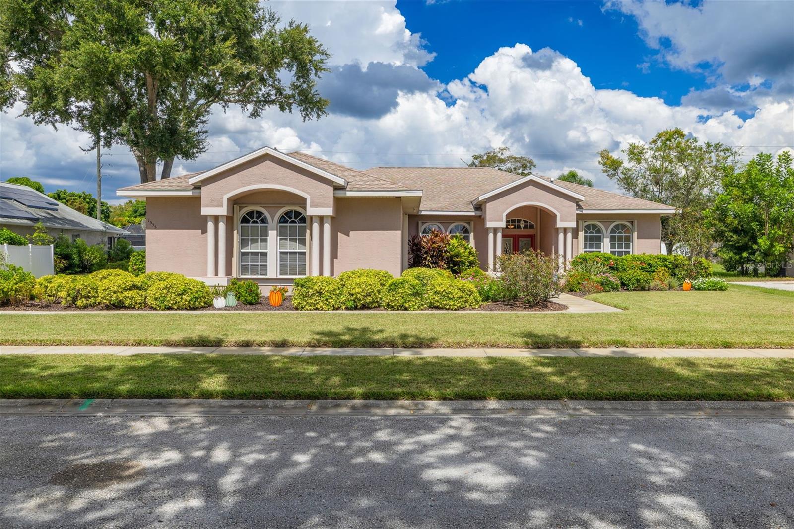 1555 SUNRAY DR — photo 6
