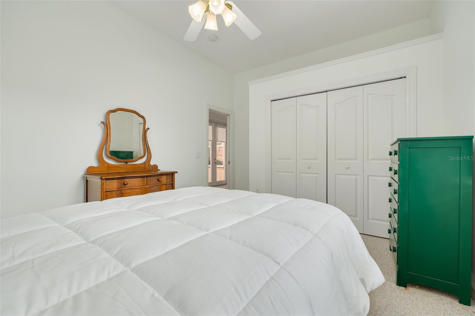 1555 SUNRAY DR — photo 33
