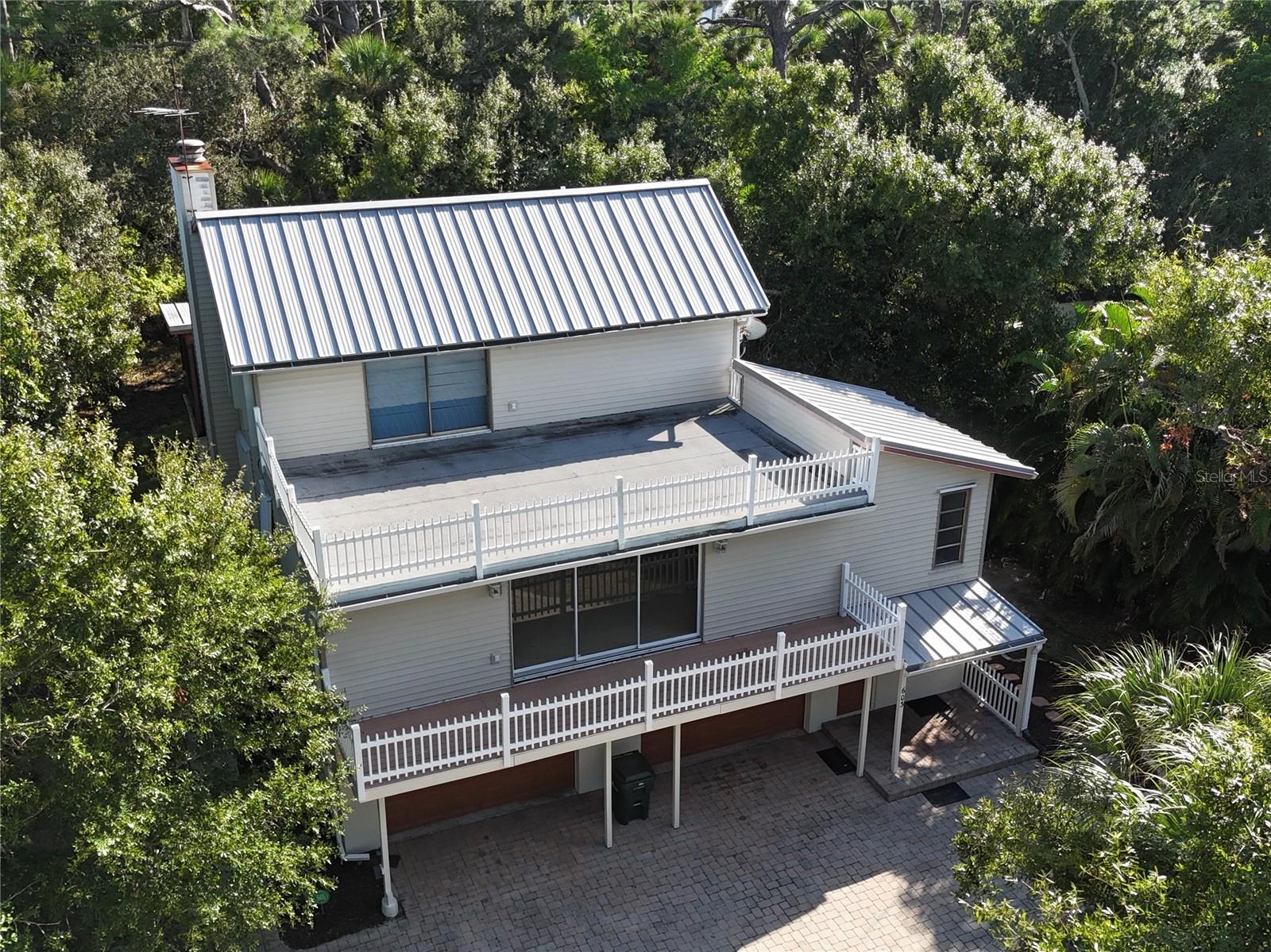 603 LAUREL RD W — photo 4