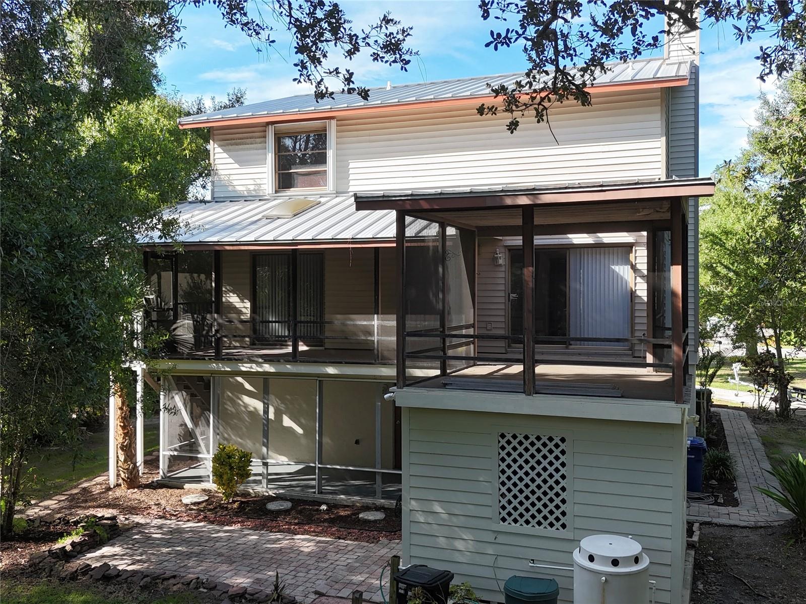 603 LAUREL RD W — photo 10