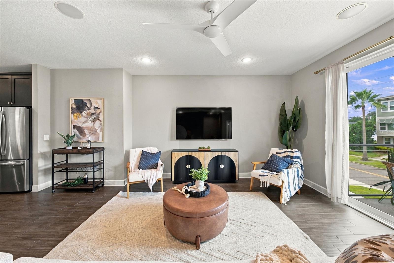 3226 W HORATIO ST — photo 7