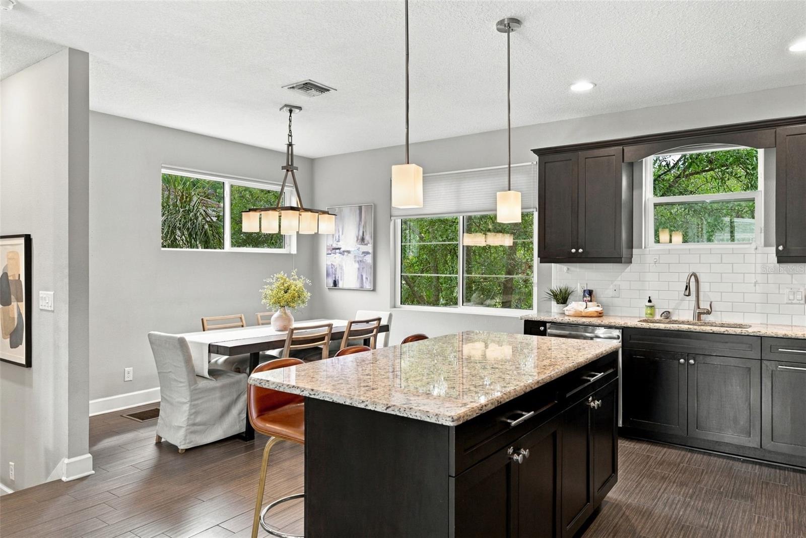 3226 W HORATIO ST — photo 12
