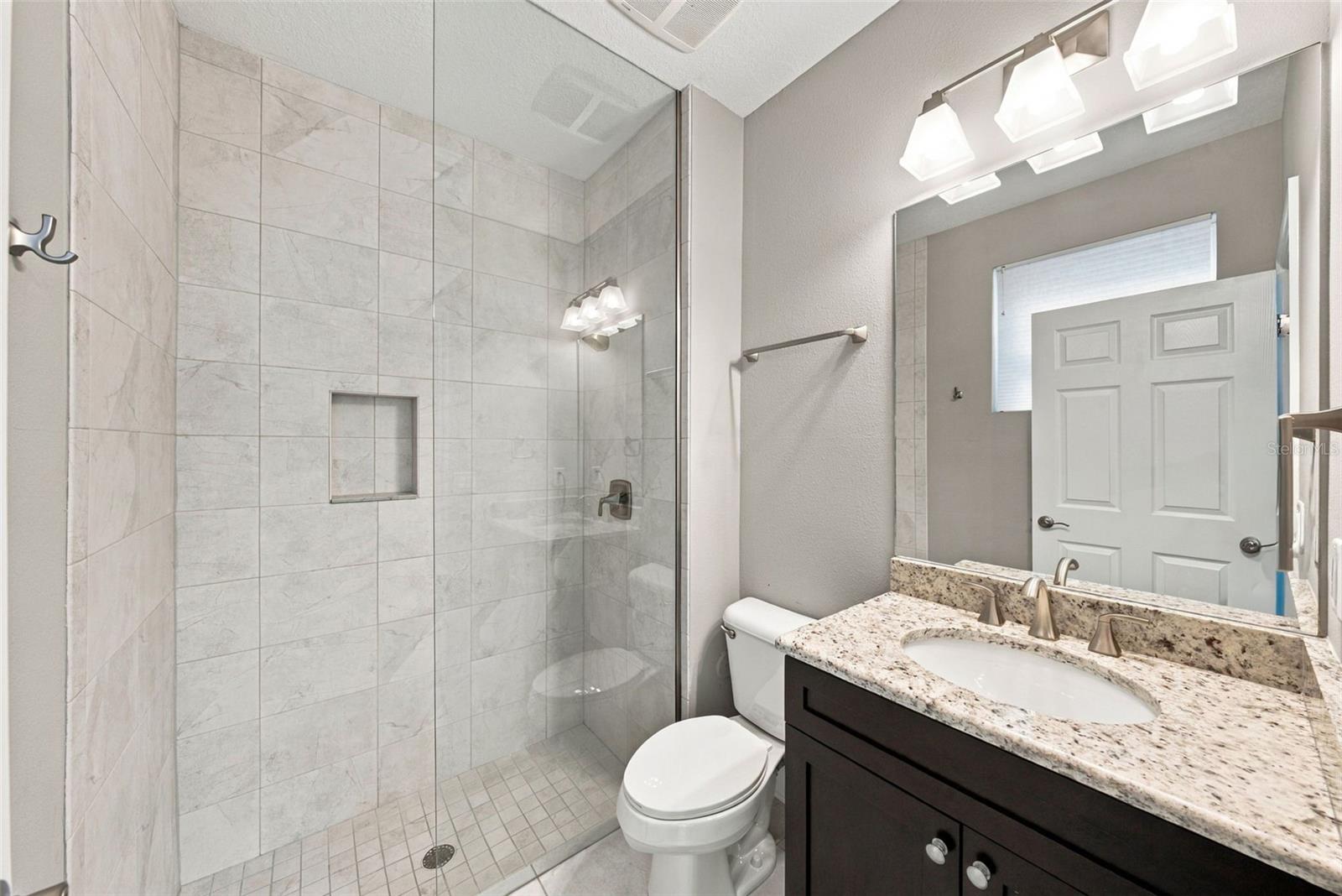 3226 W HORATIO ST — photo 5