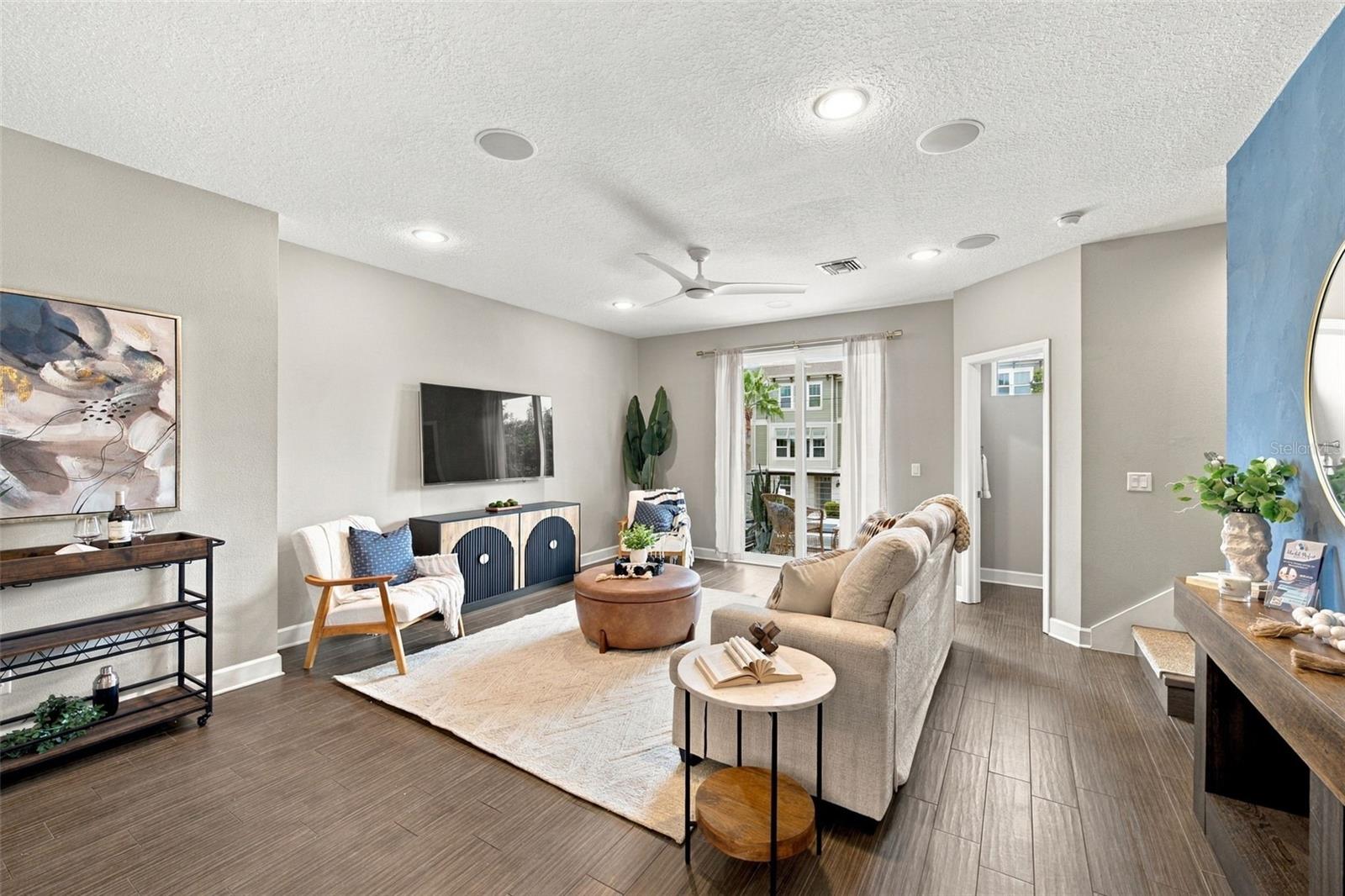 3226 W HORATIO ST — photo 6