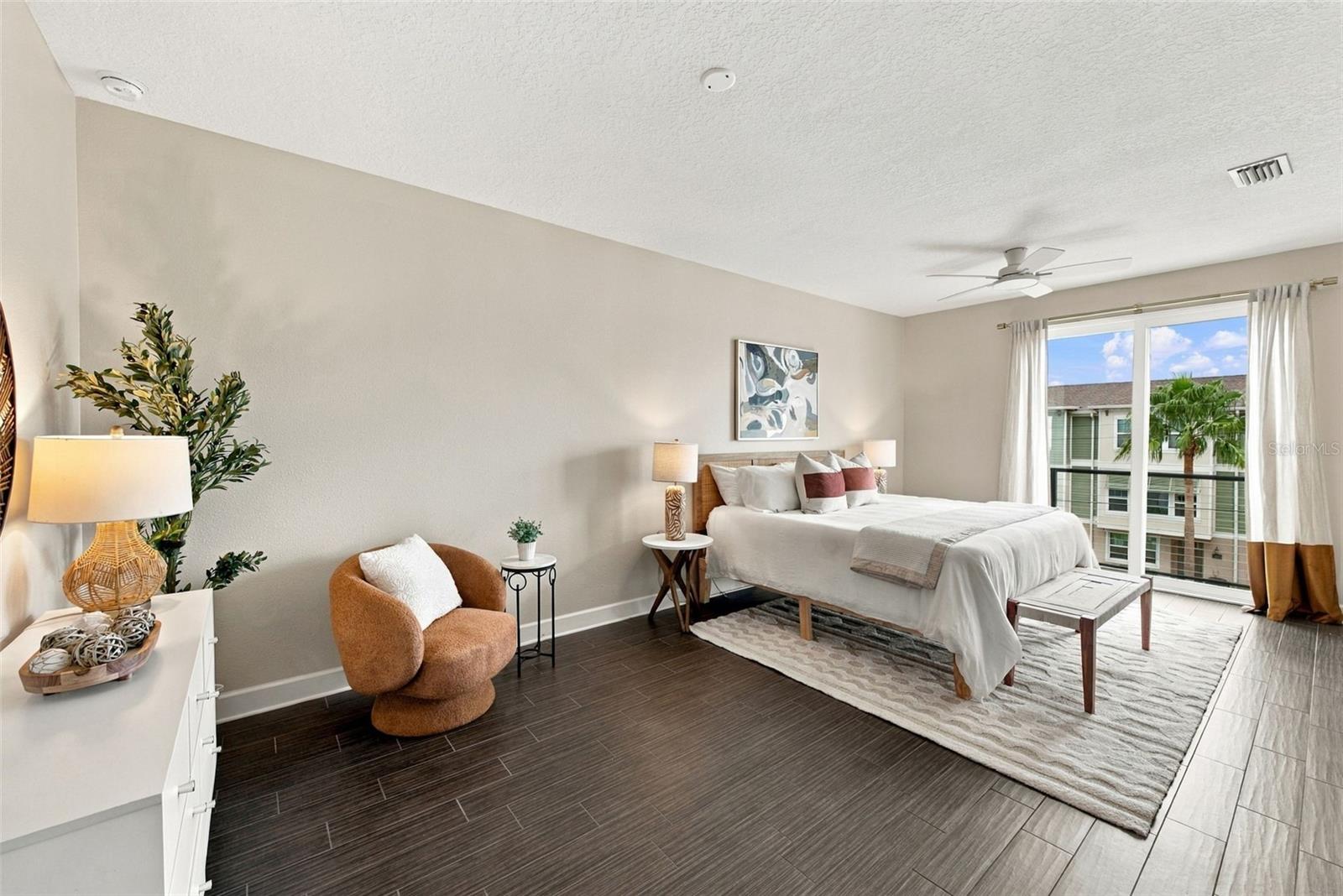 3226 W HORATIO ST — photo 19
