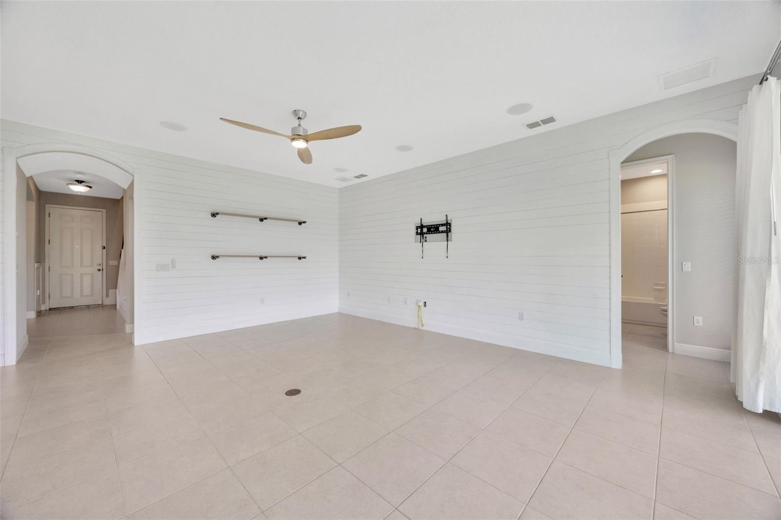 7010 OLD BENTON DR — photo 10