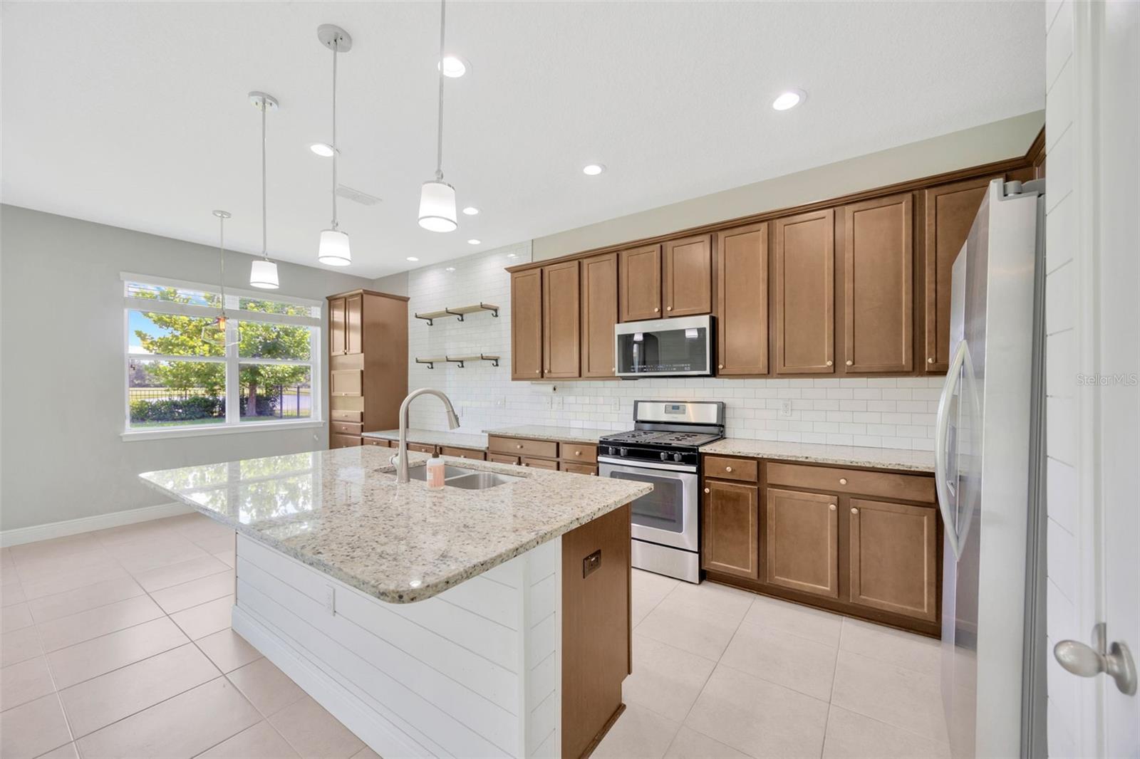7010 OLD BENTON DR — photo 6