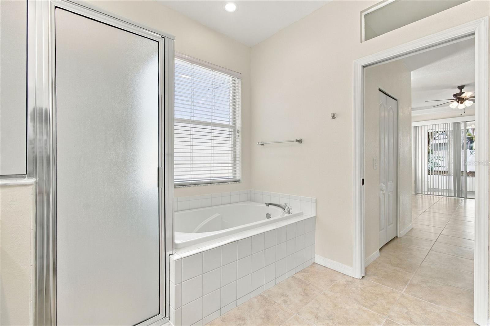 2804 BROOKE PINES CT — photo 26