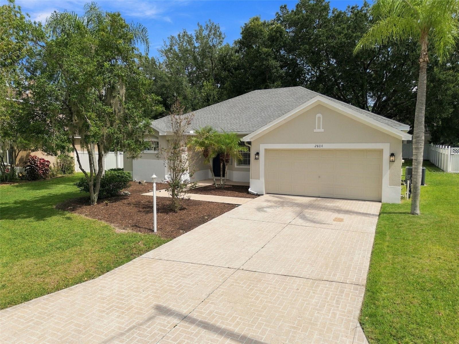 2804 BROOKE PINES CT — photo 2